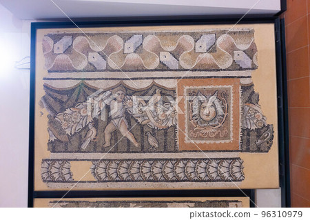 Luigi Tonini City Museum, with artifacts and mosaics of a Roman house, Domus del Chirurgo. Rimini, Italy Luigi Tonini City Museum, with artifacts and mosaics of a Roman house, Domus del Chirurgo. Rimini, Italy 96310979