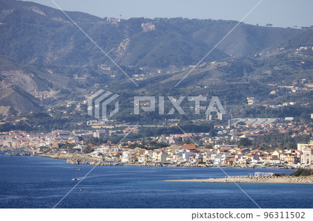 City by the Sea. Messina, Sicilia, Italy. City by the Sea. Messina, Sicilia, Italy. 96311502