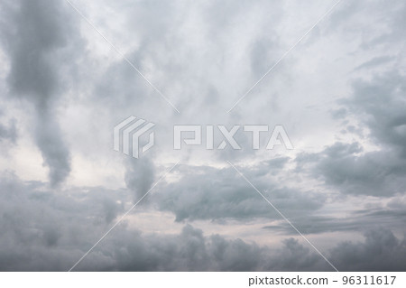 Grey light high layered epic clouds on stormy sky 96311617