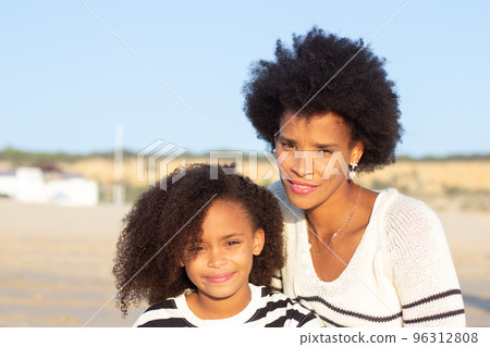 Portrait of serious African American family 96312808