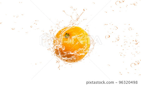 Mandarin oranges and splashes 96320498