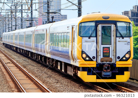 運行於京葉線的房總特快 E257 系列 運行於京葉線的房總特快 E257 系列 96321013