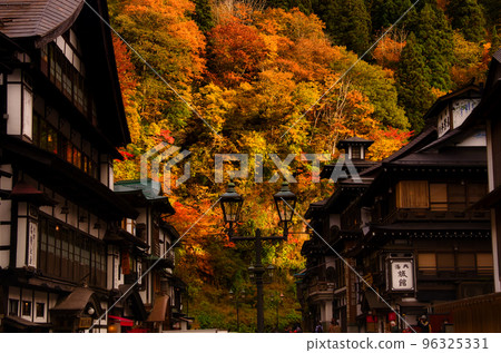 Ginzan hot spring in autumn Ginzan hot spring in autumn 96325331