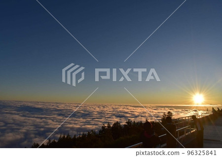 Mt.Fuji 5th Station Sea of Clouds 96325841