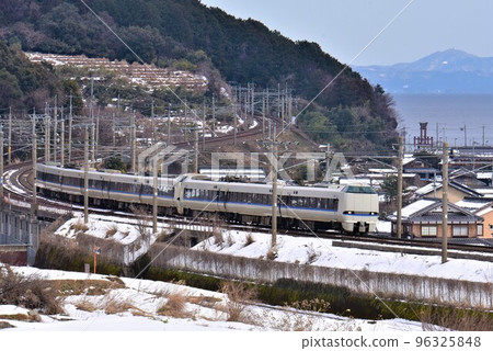 琵琶湖西海岸湖西線近江高島～北小松站特快列車 96325848
