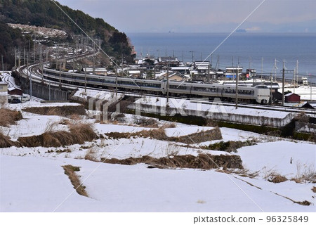 琵琶湖西海岸湖西線近江高島～北小松站特快列車 96325849