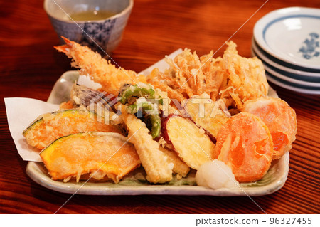 天婦羅拼盤 96327455