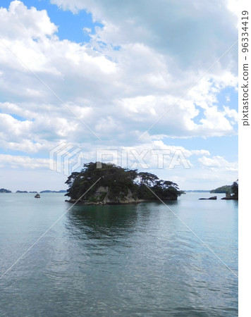 Three Views of Japan Matsushima Sea Three Views of Japan Matsushima Sea 96334419