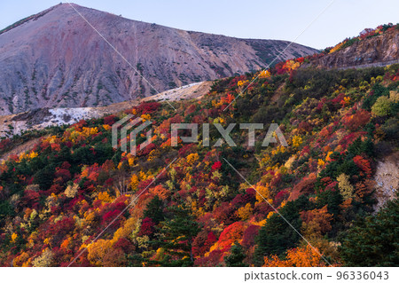 "Fukushima Prefecture" Tengu Garden/Bandai Azuma Skyline "Autumn leaves at its peak" "Fukushima Prefecture" Tengu Garden/Bandai Azuma Skyline "Autumn leaves at its peak" 96336043
