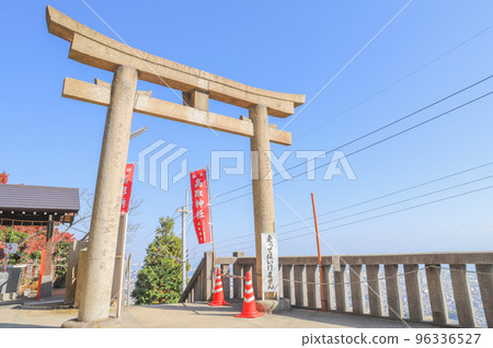 Takatori Shrine 96336527