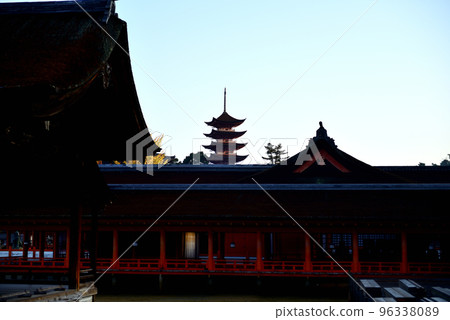 Itsukushima Shrine, Miyajima, Hatsukaichi City, Hiroshima Prefecture Itsukushima Shrine, Miyajima, Hatsukaichi City, Hiroshima Prefecture 96338089