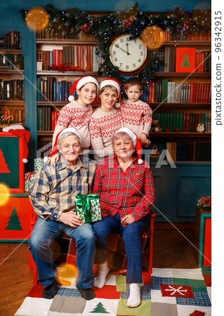 Fairy miracle wonder cozy. Noel gathering. Cheerful grandparents 96342915