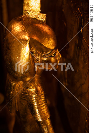 Golden Goddess Nebthet from tomb of Tutankhamun. Canopic shrine 18th Dynasty. one of 4 goddess around shrine cube. Egyptian culture Golden Goddess Nebthet from tomb of Tutankhamun. Canopic shrine 18th Dynasty. one of 4 goddess around shrine cube. Egyptian culture 96343613