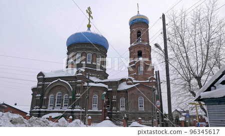 Barnaul, Russia, JANUARY, 20, 2020. Pokrovsky cathedral on Nikitin street in Barnaul in the winter, Russia 96345617