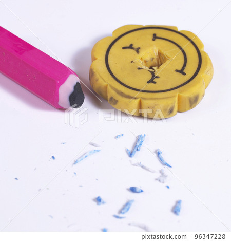 橡皮 96347228