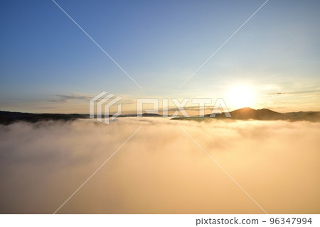 Kamakura mountain cloud sea Kamakura mountain cloud sea 96347994