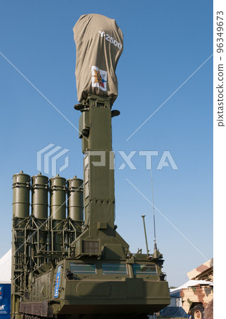 俄羅斯S-300V自行式地對空導彈發射車 俄羅斯S-300V自行式地對空導彈發射車 96349673