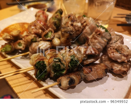 居酒屋烤雞肉串拼盤 96349932