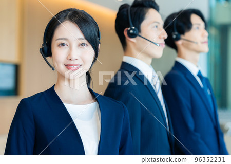 Operator shooting cooperation "LINK FOREST" 96352231