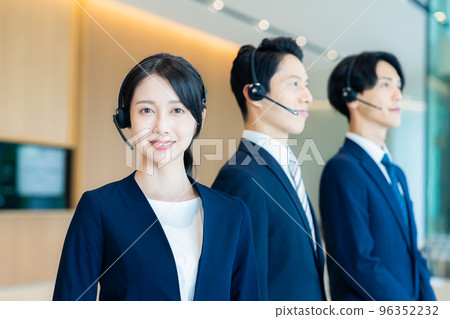 Operator shooting cooperation "LINK FOREST" Operator shooting cooperation "LINK FOREST" 96352232