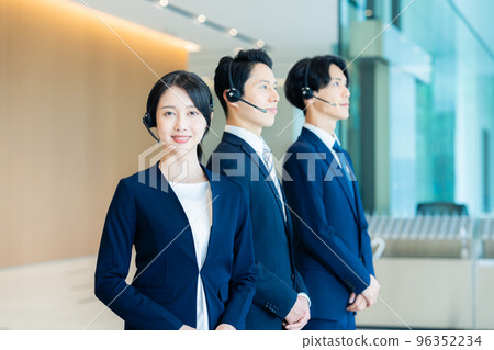 Operator shooting cooperation "LINK FOREST" Operator shooting cooperation "LINK FOREST" 96352234