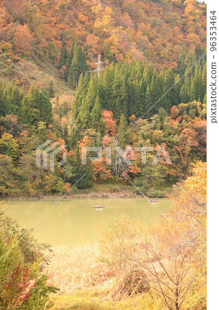 Okuaizu Mugenkyo Pass Autumn 96353464