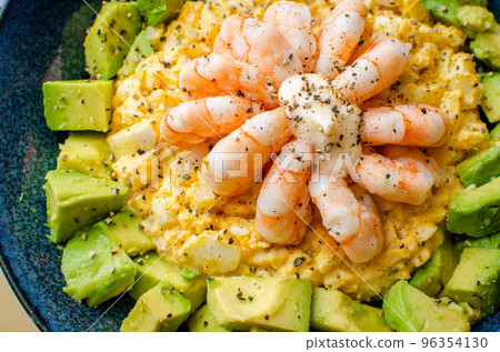 Homemade Tartar (Shrimp & Avocado) Platter 96354130