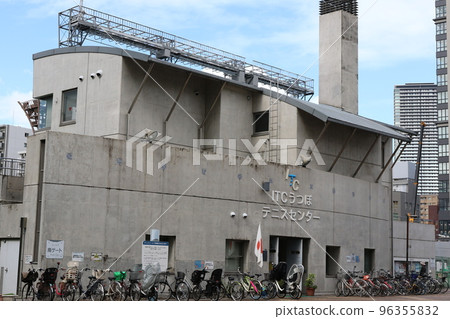 "Utsubo Tennis Center" located in Utsubo Park Nishizono, Utsubo Honmachi, Nishi Ward, Osaka City, Osaka Prefecture "Utsubo Tennis Center" located in Utsubo Park Nishizono, Utsubo Honmachi, Nishi Ward, Osaka City, Osaka Prefecture 96355832