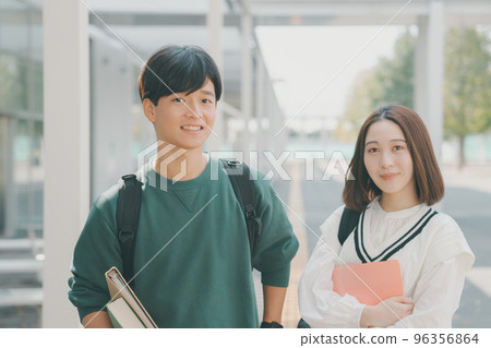 大學生 男人和女人 男女 96356864