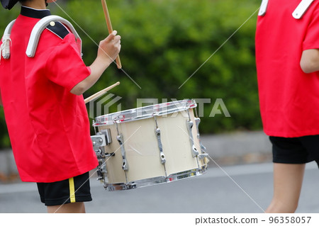 Marching band parade instruments 96358057