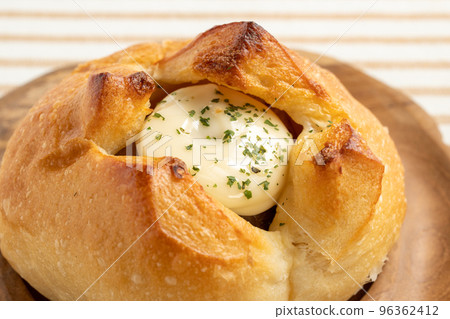 potato cheese bread 96362412