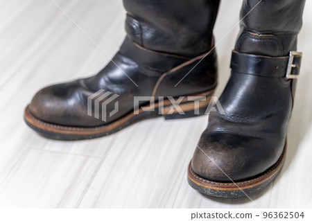 Redwing 2268 PT91 brown core engineer boots... - Stock Photo