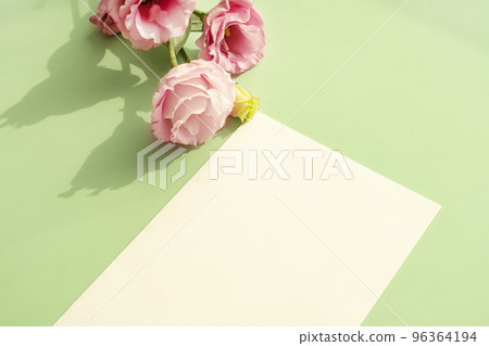 Roses and card mock-up Roses and card mock-up 96364194