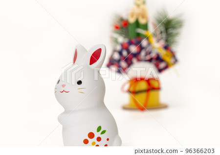 兔子土鐘和門松 兔子土鐘和門松 96366203