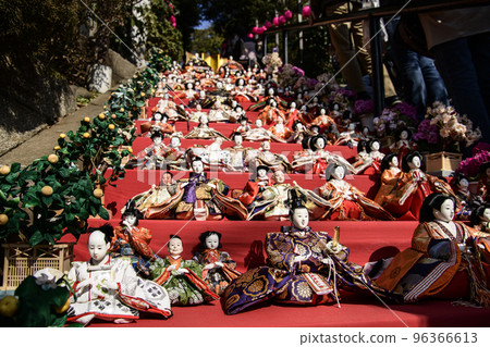 Hinamatsuri 96366613