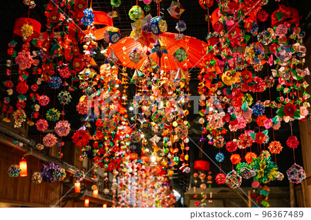 Colorful hanging dolls (Setogura, Seto City, Aichi Prefecture) 96367489