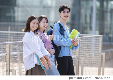 3 male and female college students 96369636