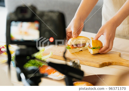 cooking video shoot 96371370