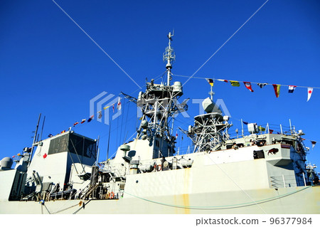 加拿大海軍巡洋艦溫尼伯 FFH-338 WINNIPEG 加拿大海軍橫須賀 96377984