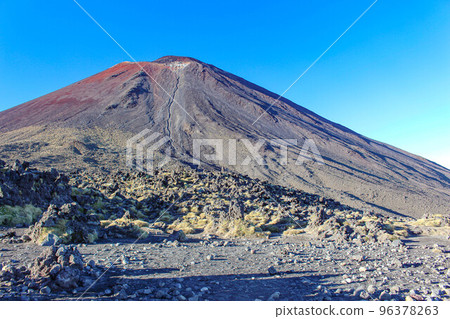 [Tongariro National Park] Mount Tongariro 96378263