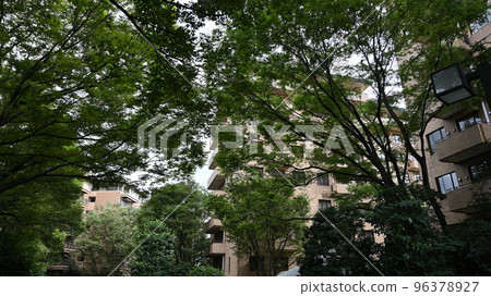 Hiroo Garden Hills [High Quality] Surrounded by greenery 96378927
