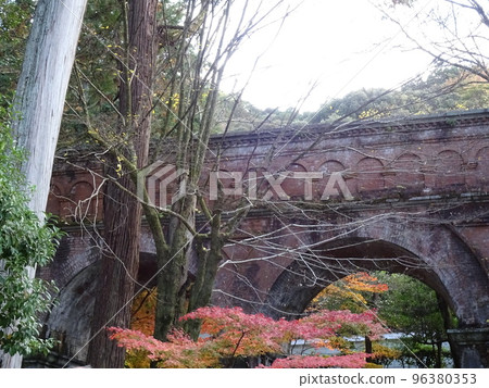 京都的紅葉之旅，南禪寺篇 96380353