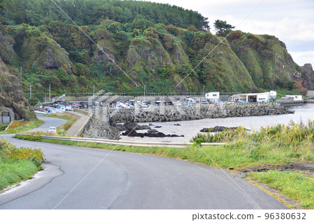 日本海上漁港 96380632