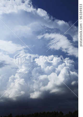 夏季雲、積云三 96384933