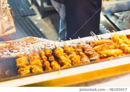 烤雞肉串 烤雞肉串 96385657