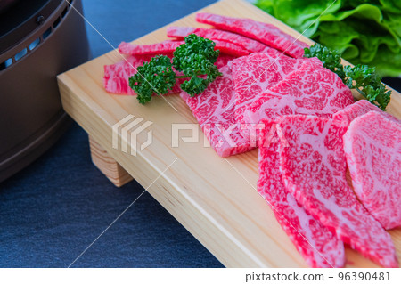 Beef marbled meat Yakiniku image close-up material 96390481