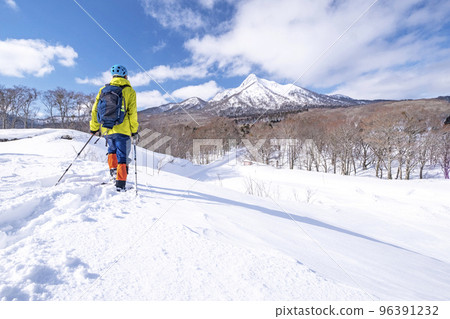 雪道徒步加賀大山的形象 96391232