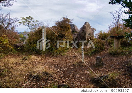 長崎縣雲仙市庫仙部登山路線 登山照片素材 長崎縣雲仙市庫仙部登山路線 登山照片素材 96393397