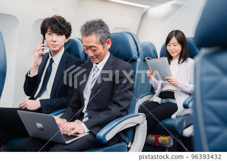 Businessman going on a business trip by Shinkansen Businessman going on a business trip by Shinkansen 96393432