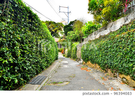 Ishimachi Street (Naha City, Okinawa Prefecture) [2022.11] 96394083